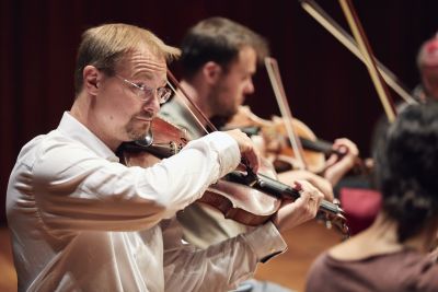 String players at the chamber festival